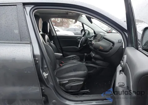 2019 Fiat 500X Urbana Awd z USA, uszkodzony, nr VIN ZFBNFYB18KP811602